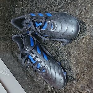 Adidas Goletto VIII FG J Soccer Cleets like new 4.5